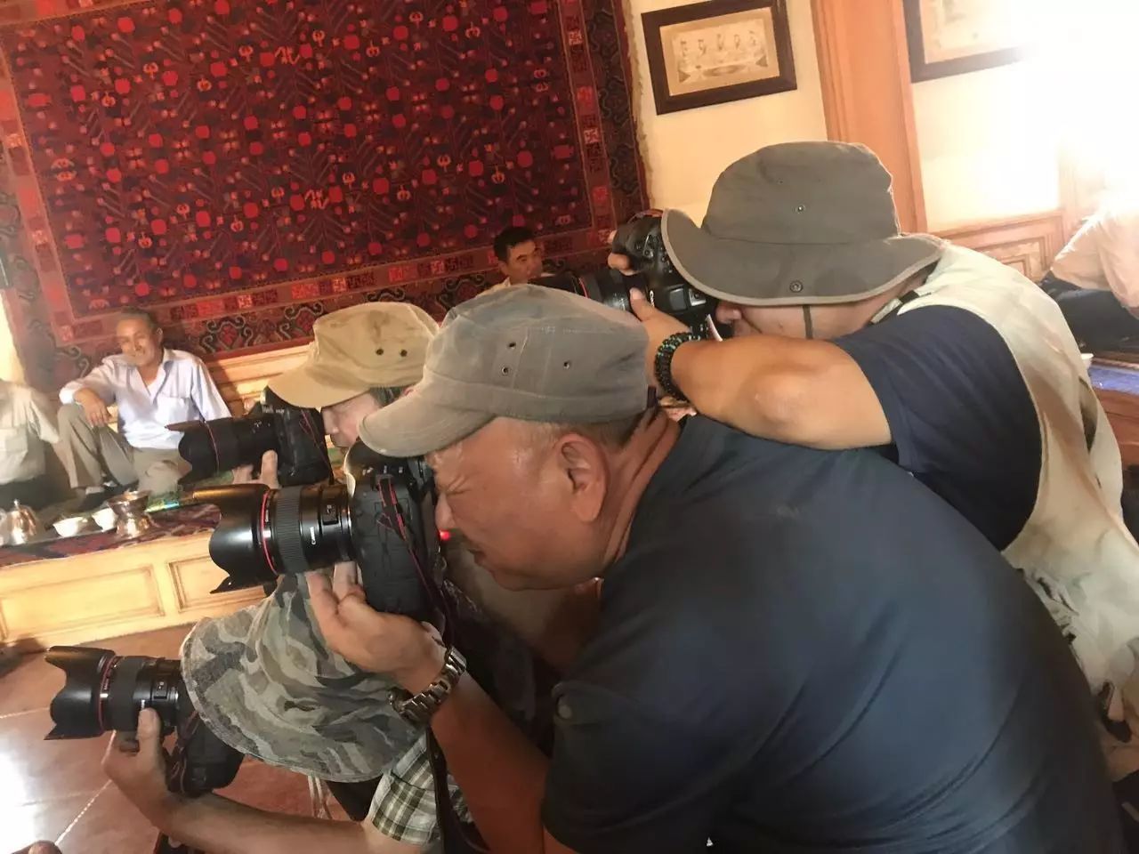 一家三口游西藏新疆,一家三口新疆旅游视频