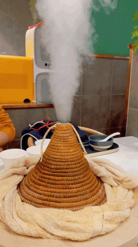 洱遇云南蒸汽石锅王府井店加盟,滇山荷云南蒸汽石锅