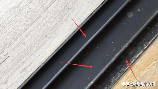 窗户怎样擦都不干净一条条痕迹,窗户缝隙死角怎么擦干净