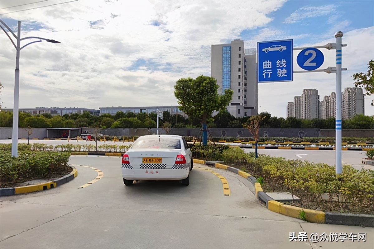 考驾照科目二为什么总不过,驾考科目二怎么老是考不过