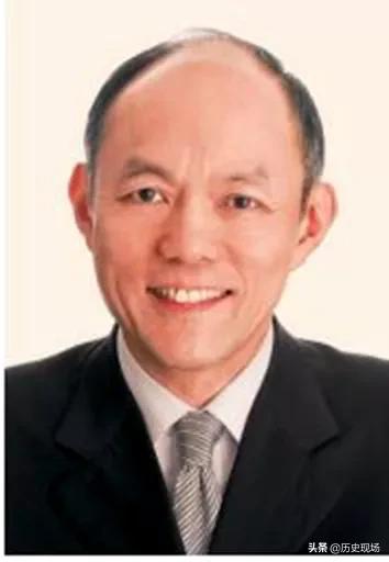 吕耀东与霍震寰,霍震霆与霍震寰