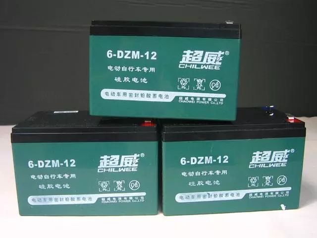 iphone老是锁机,iphone老是关机怎么回事