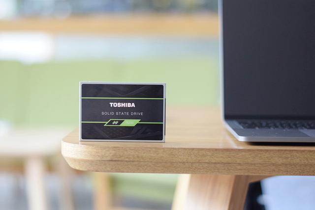 仅需百元，拯救老旧笔记本开机慢问题，东芝TR200固态硬盘体验