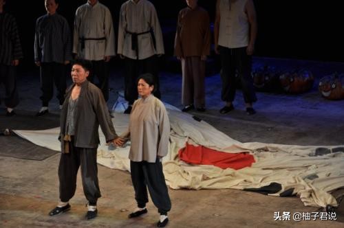 人生角度解读许三观卖血记,许三观卖血记经典语录与感悟