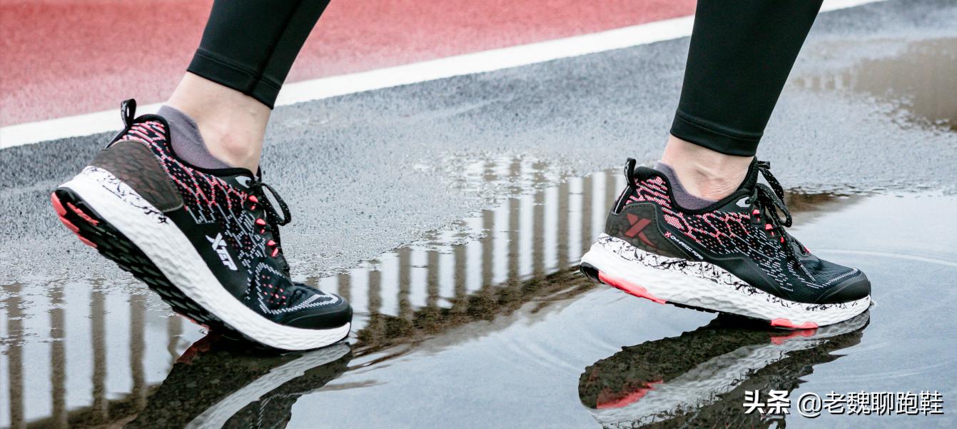 耐克踩屎感运动鞋男士,介绍几款踩屎感强的鞋