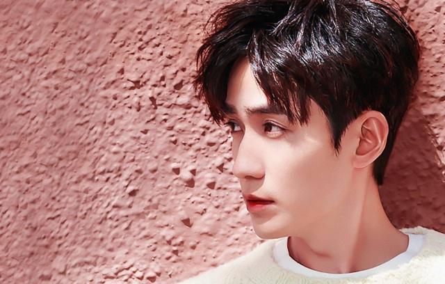 星探发现鹿晗时的图,鹿晗朱一龙tfboys