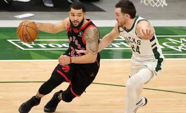 东部豪门八连败,米德尔顿单节爆发