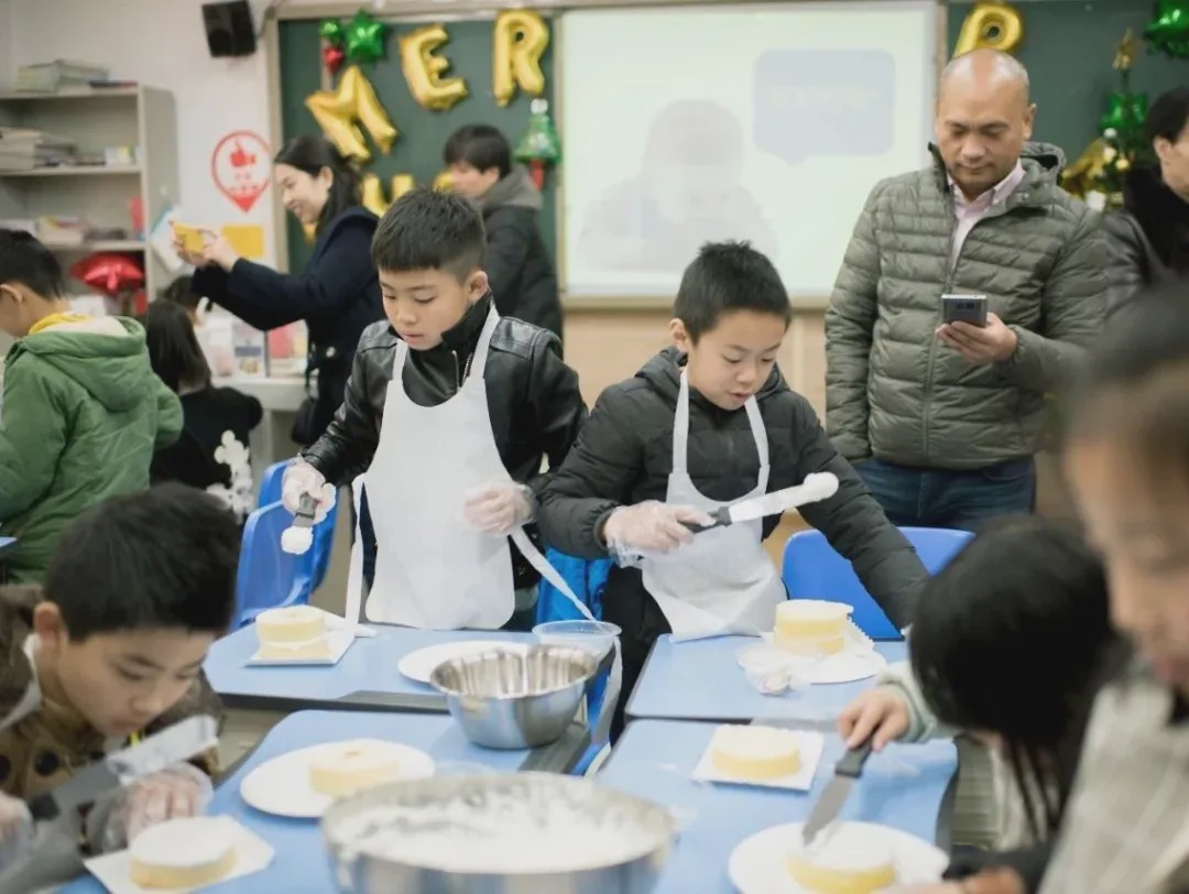 小学招生2000人,美视国际学校收费
