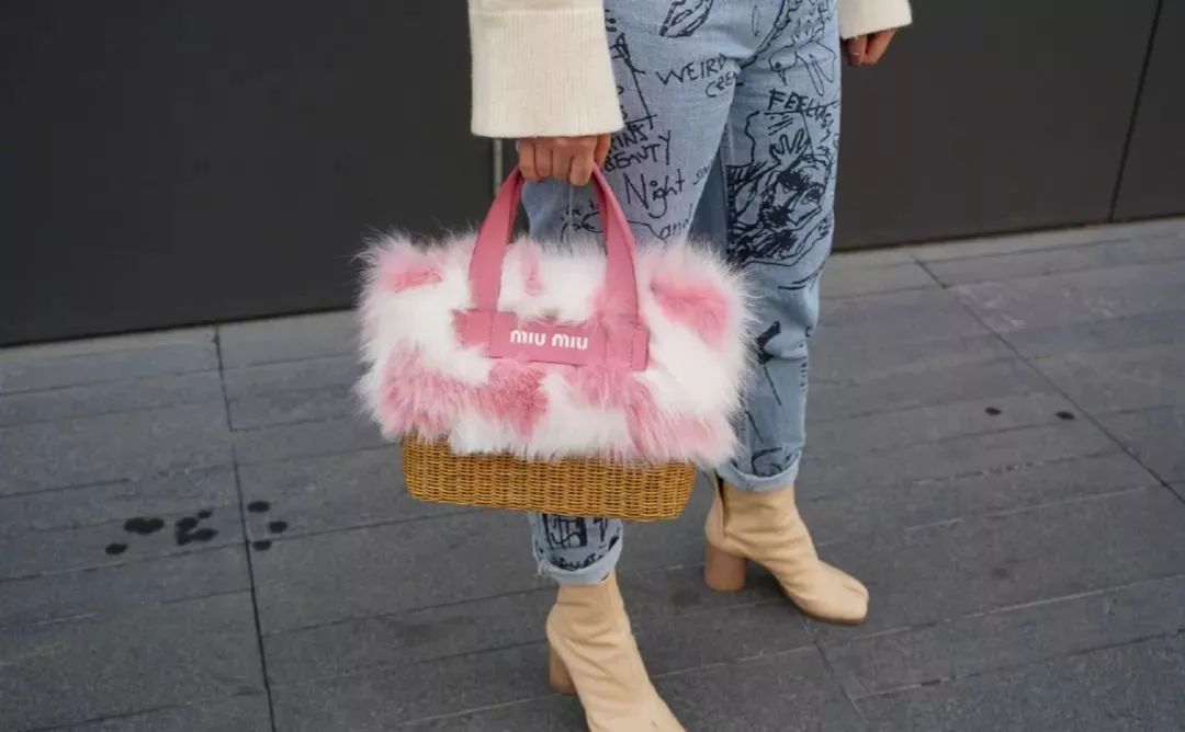 冬季必买的3款包包太时髦了,今年秋冬流行什么包包款式好看