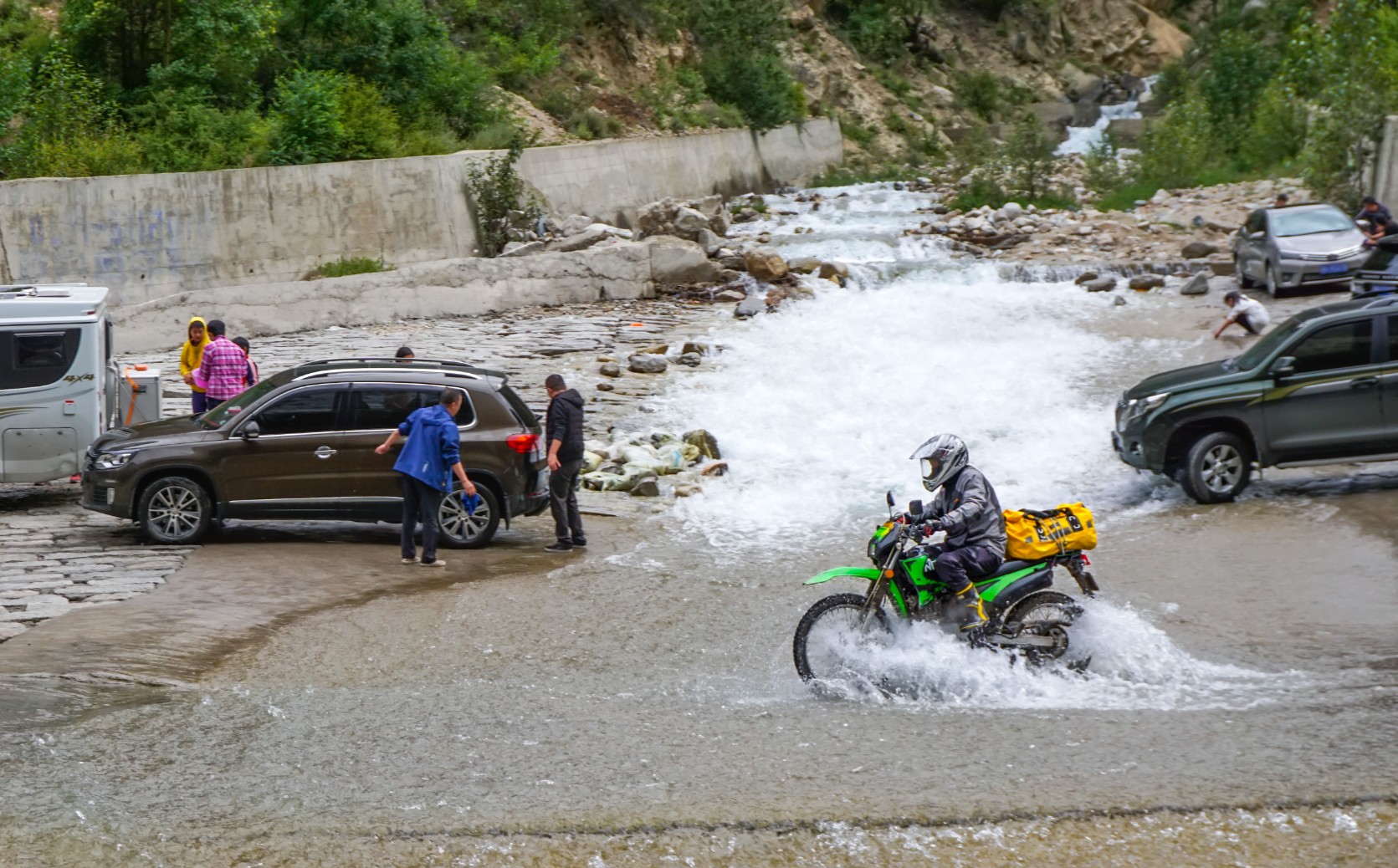 骑越野摩托车去西藏摩旅,摩旅川藏常见的摩托车