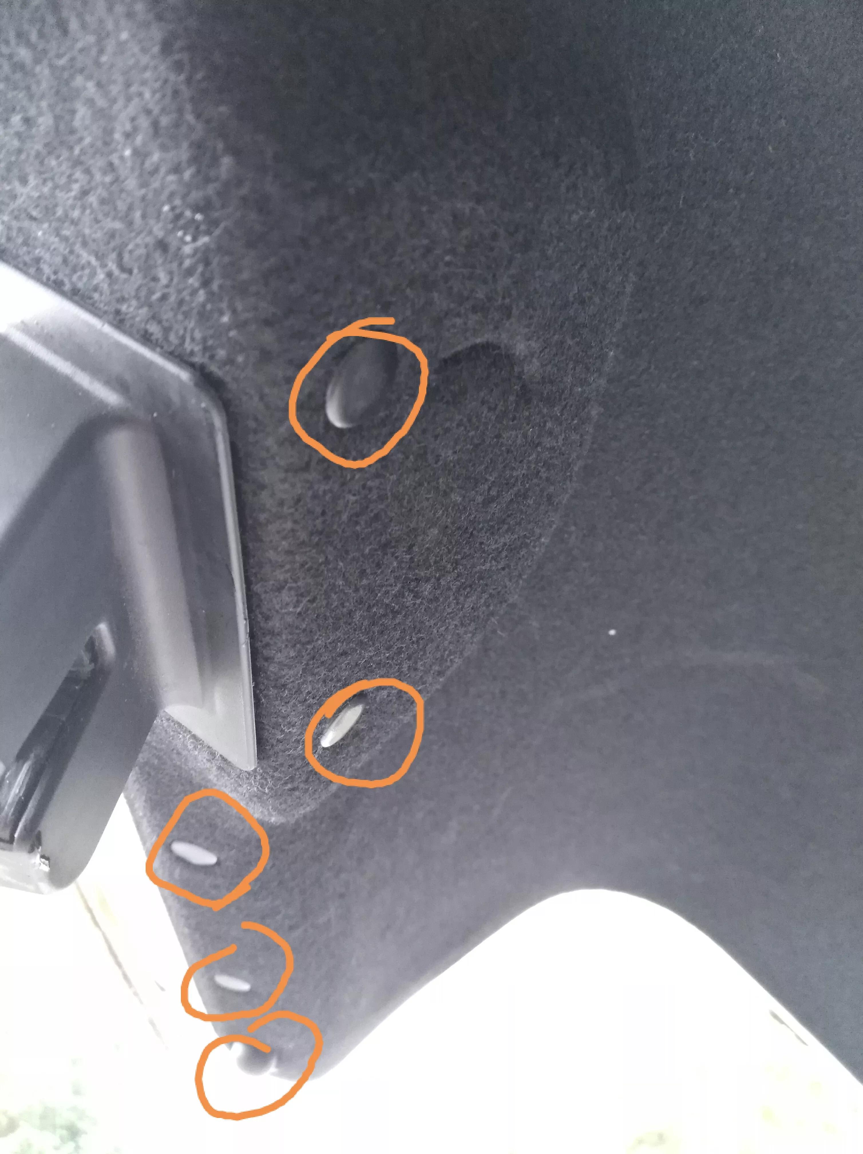 自己动手更换倒车影像摄像头，最省时间的操作，17款明锐斯柯达车