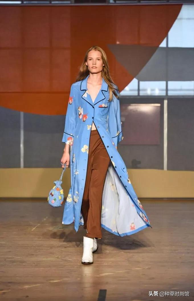 各类款式超好看的睡衣安排一下,女士出街加绒加厚睡衣