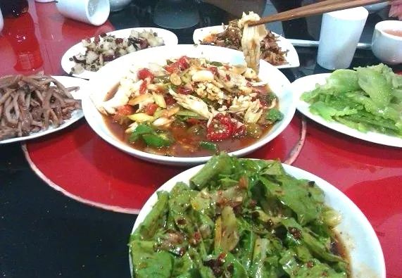 重庆各个区域好耍好吃的推荐,重庆哪有好吃好玩的地方