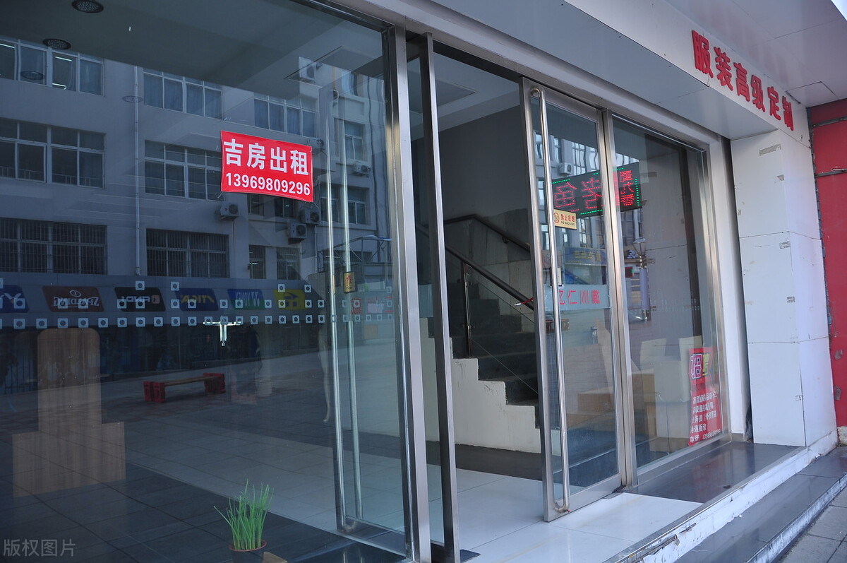 实体店倒闭老板自述,实体店大量倒闭导致什么后果