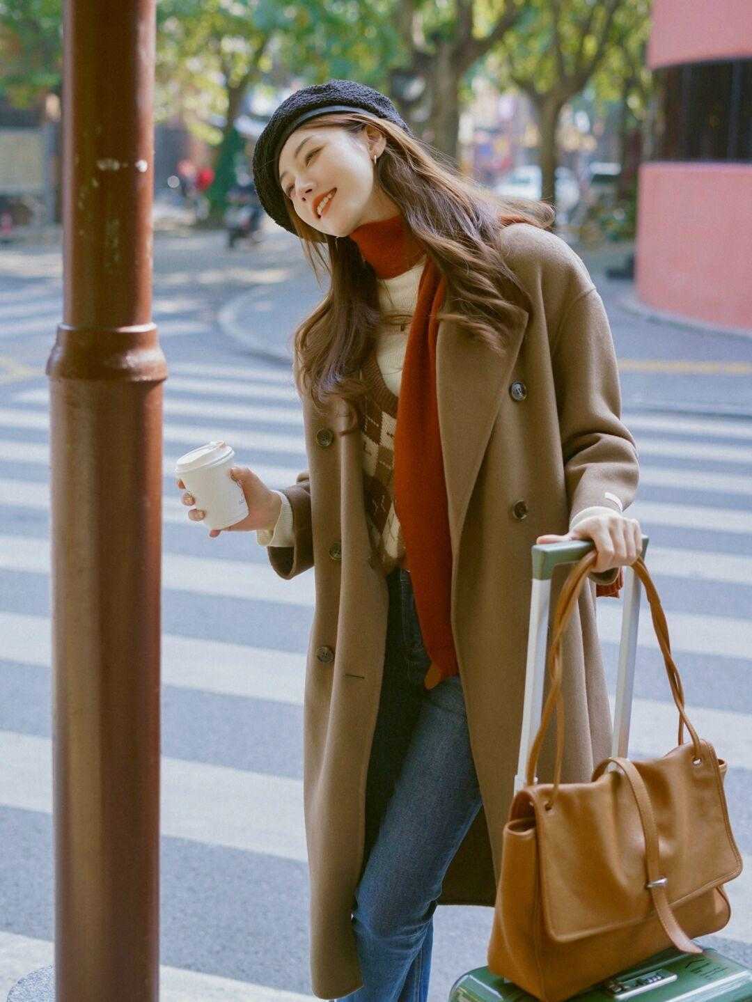 羽绒服加绒裤有哪些穿搭要点,冬季毛呢裤怎么搭配羽绒服