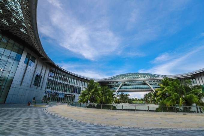 去三亚旅游带泳衣,三亚免税店附近旅游攻略