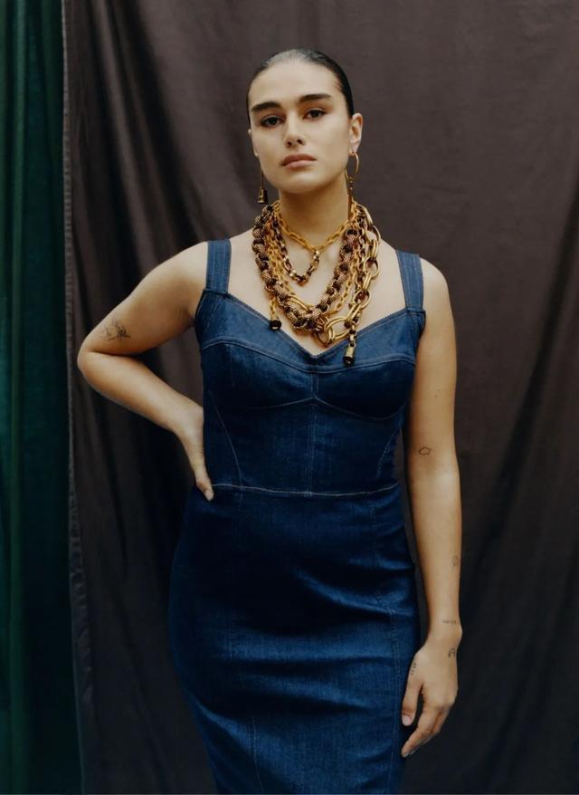 最美大码model登上时装秀,自信释放女权自由,美和真实令人惊艳