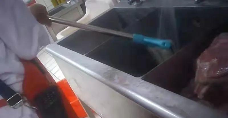 过夜死蟹可以吃吗,吃了一小口死蟹还会中毒吗