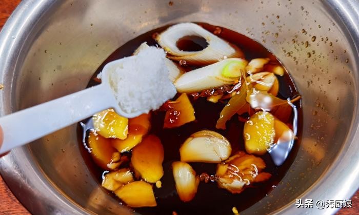 土腥味重的鱼应该怎么炖,炖鱼放什么料鱼不腥