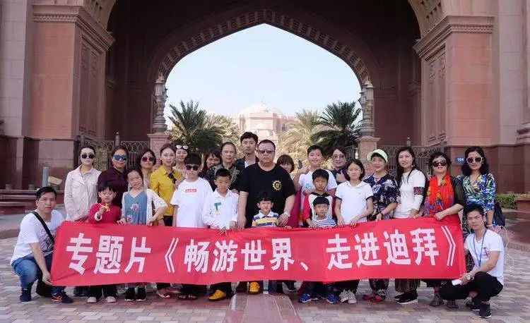 首都艺术家协会秘书长刘建——听家长讲述“红门”里的他