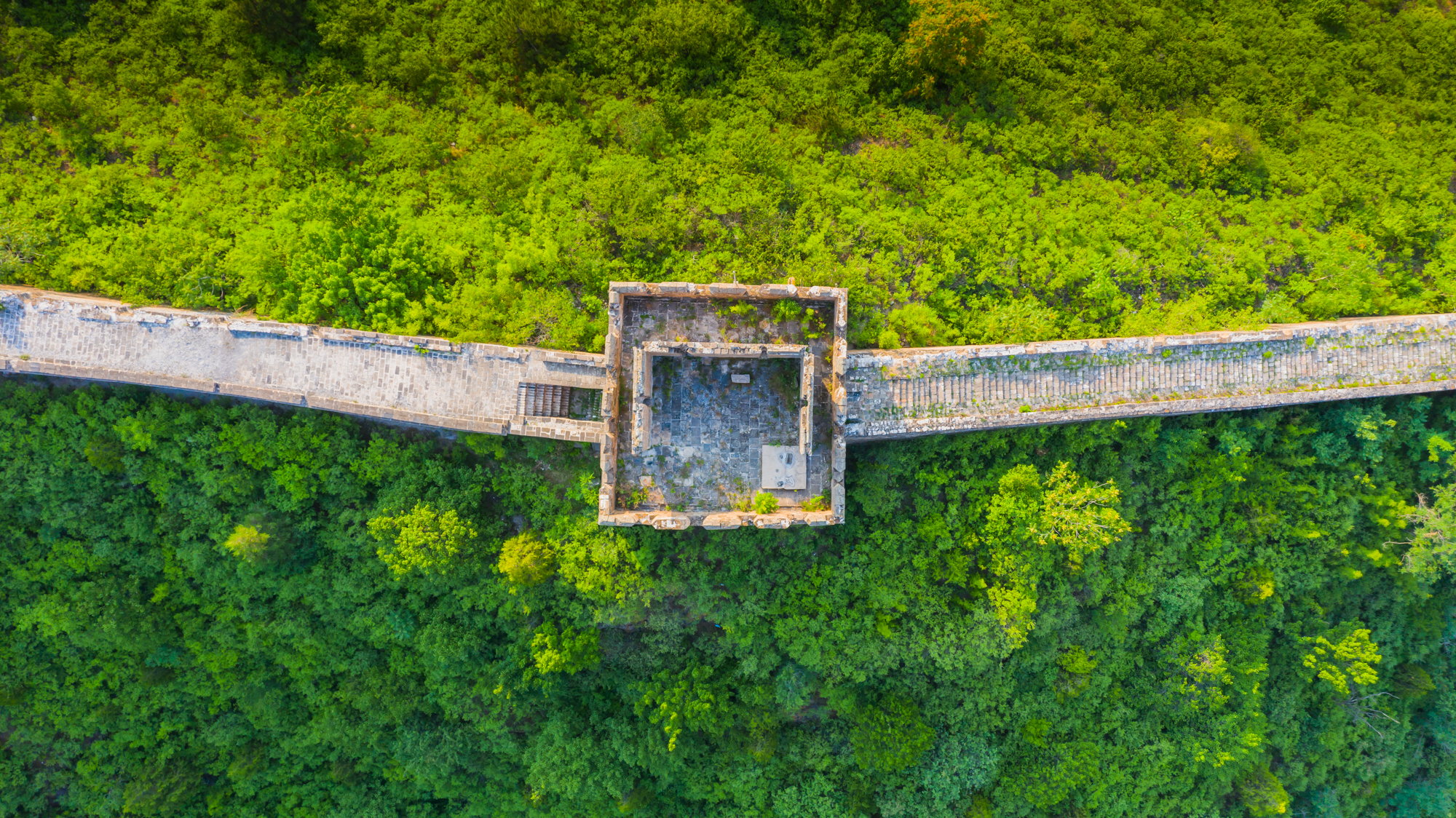 司马台长城的壮观雄奇+北方人的梦里水乡，都在这座京郊水镇了