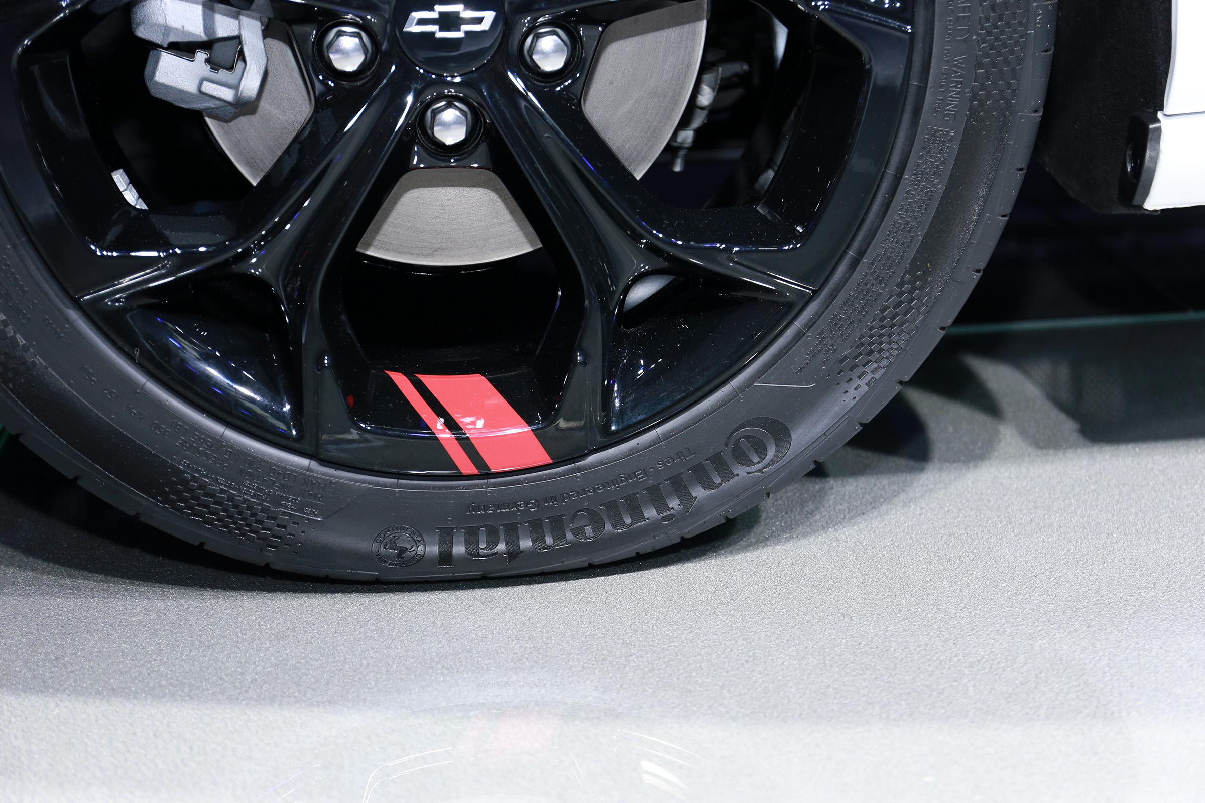 迈锐宝xl和凌渡屌丝三宝,迈锐宝XL新款老款同框