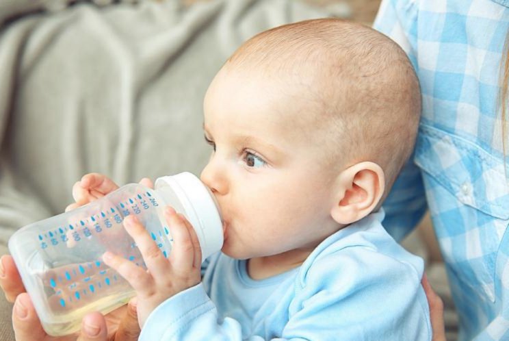 宝宝混合喂养满月没长体重,宝宝满月没长体重是什么原因