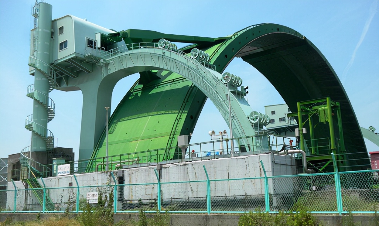 日本人极其聪明,日本防海啸墙挡海啸视频