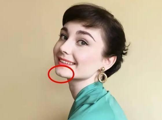 长得好看的女生脸上都有哪些特征,女生漂亮的基本标准脸