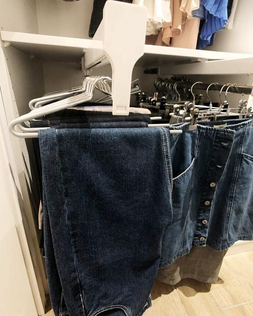 门后空间利用衣柜,较深的衣柜怎么设计