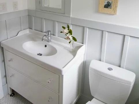 扔掉浴室柜,浴室柜非常难看想扔了