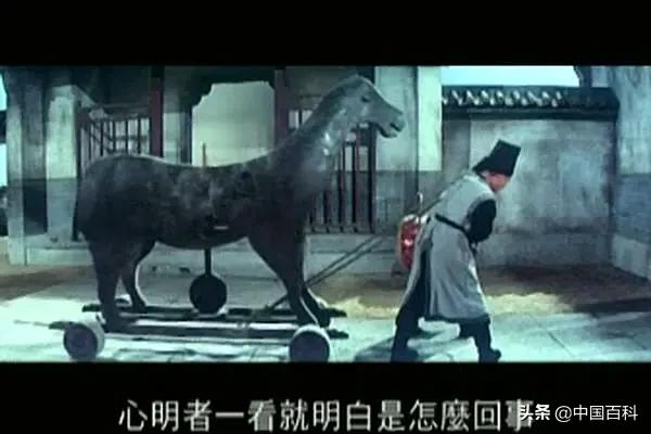 回顾香港经典电影,十部经典香港系列电影