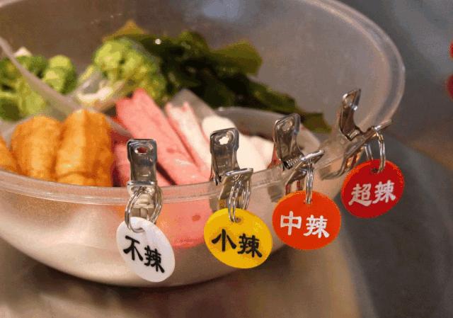 S潮牌在多伦多开了麻辣烫?!开业不到一个月,货柜空了…