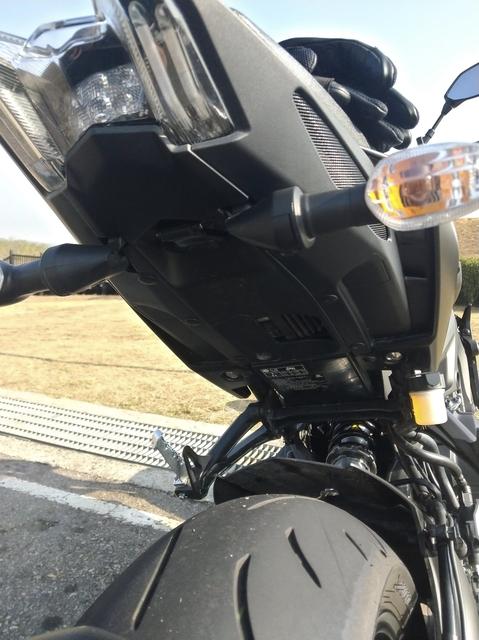 目露凶光在线观看,雅马哈mt09超清图片