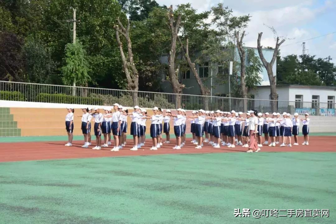 大连湾周水子小学元旦,周水子小学大连湾校区