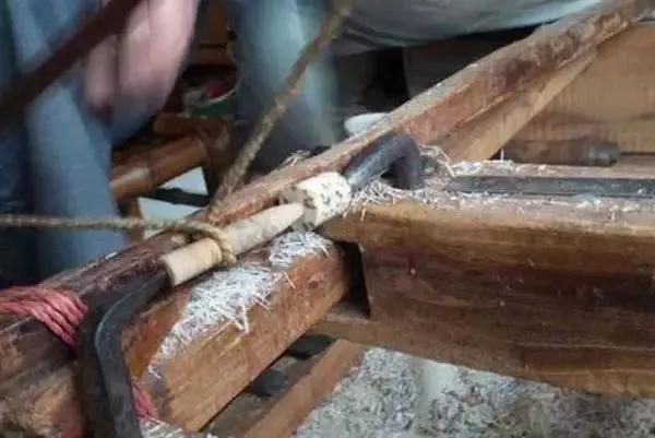 古人没有机器怎么打磨珠子,古代没有机器怎么打磨玉石珠子