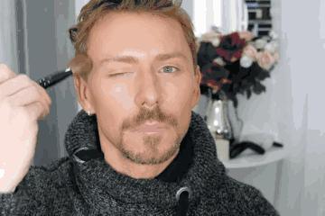 活得比女孩更精致的男孩,活得比女人还细致的男人