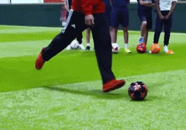 凌空抽射怎么练,弧线射门训练方法和技巧