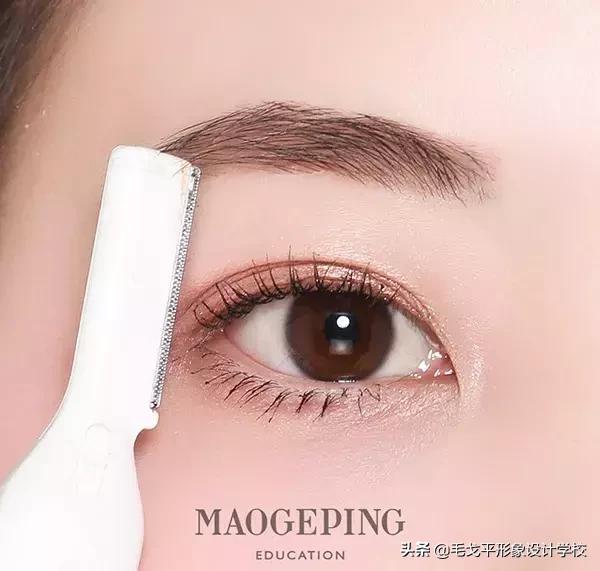 手残星人画画水平,手残者画眉毛