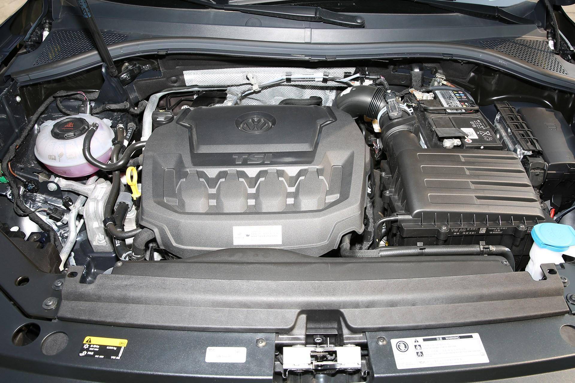 大众途威最新款测试视频,大众召回车型查询