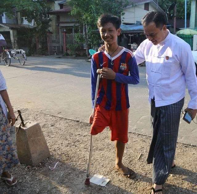 鎴戝彧鏈変竴鏉¤吙,韪㈣冻鐞冪殑灏忕敺瀛╂湁澶氬竻
