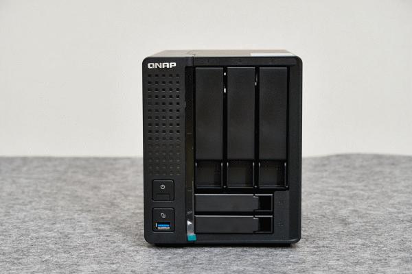 威联通qnapts-231测评,qnap威联通双万兆nasts532x拆解