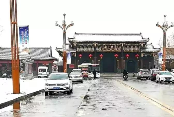 靠卖大米发家的富豪,卖米起家的富豪