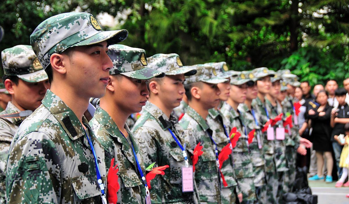 2021下半年征兵开始!大学生入伍可享哪些新政策,教育部给出说明