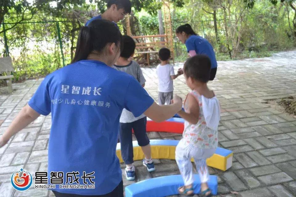 自闭症康复训练大脑发育,刺激自闭症孩子大脑发育训练视频