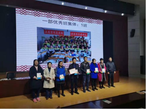 我命由我不由天的高中生后续,我命由我不由天高中演讲