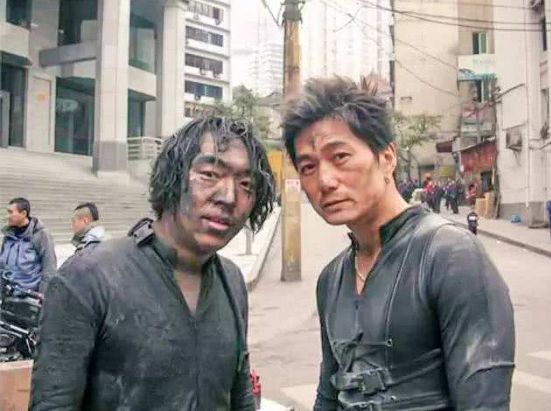 顶替刘德华,凭“我顶你个肺”大火,那个国际大盗如今怎么样了