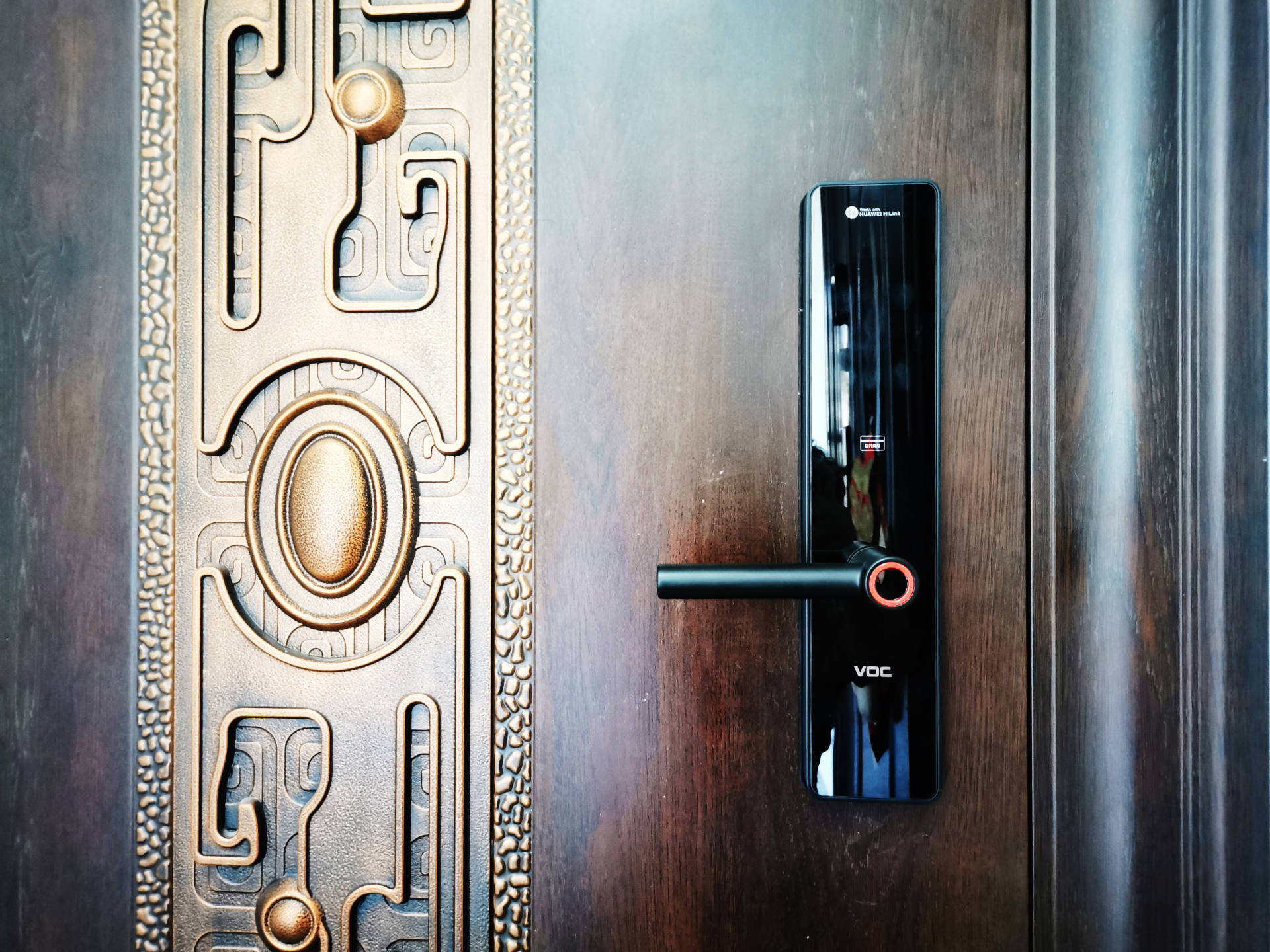 华为智能门锁能不能联控,华为智能门锁与voc哪个更实用