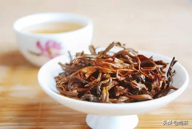 说大也大说小也小文案,给大家推荐一款好喝不贵的红茶