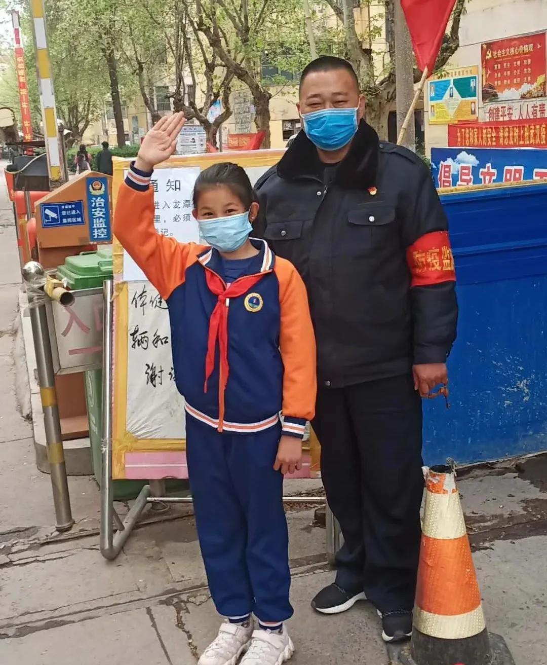 e起助力同心战役手抄报,e起战疫征集